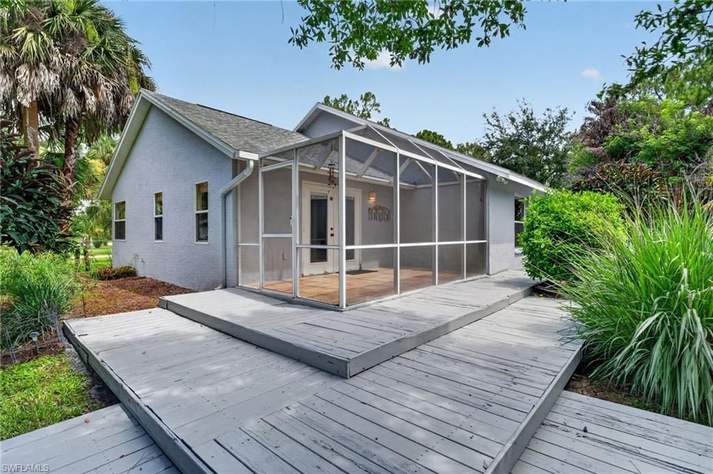 2581 4th Ave Ne, Naples, FL 34120 Photo