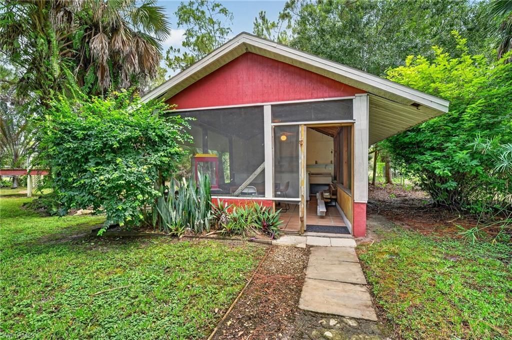 2581 4th Ave Ne, Naples, FL 34120 Photo