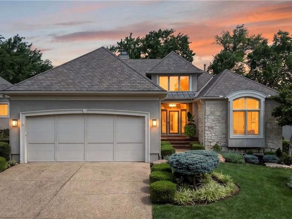 5248 W 115TH Terrace, Leawood, KS 66211