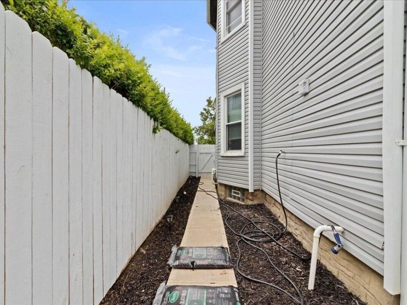 536 E Sycamore Street , Columbus, OH 43206 Photo 28