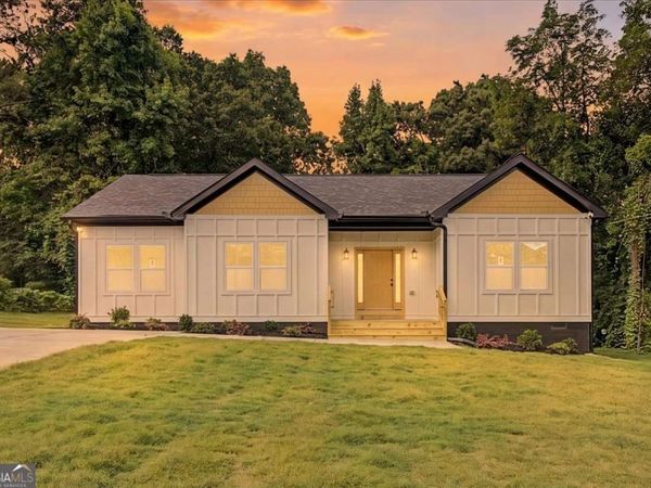 4621 Ashmore Drive, Forest Park, GA 30297