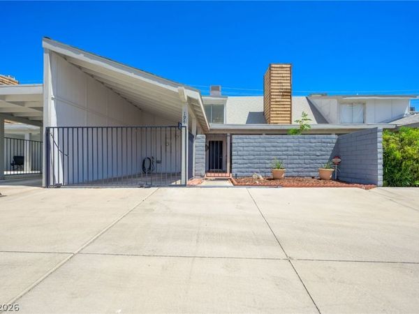 194 Sundance Shores Drive , Laughlin, NV 89029
