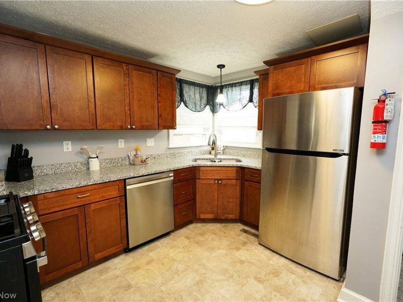 167 Brandtson Avenue, Elyria, OH 44035 Photo 6