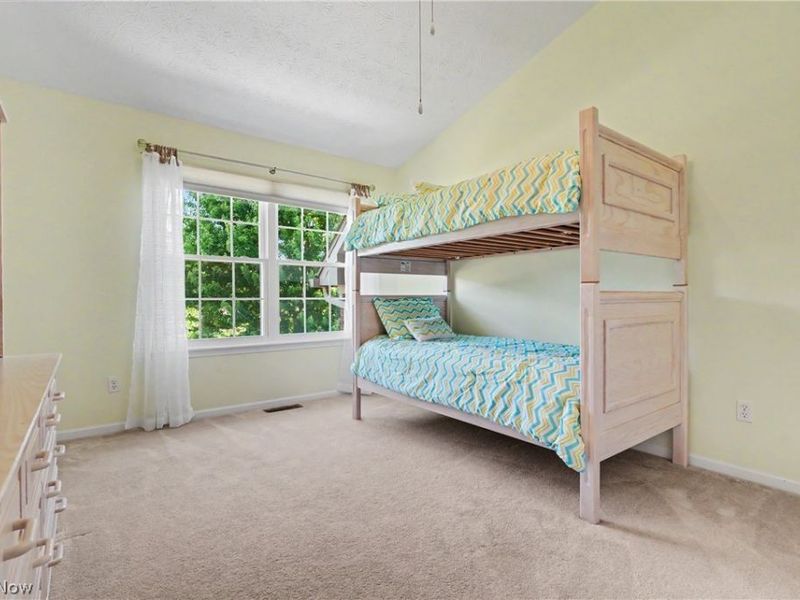 975 W Parkway Boulevard, Aurora, OH 44202 Photo 24