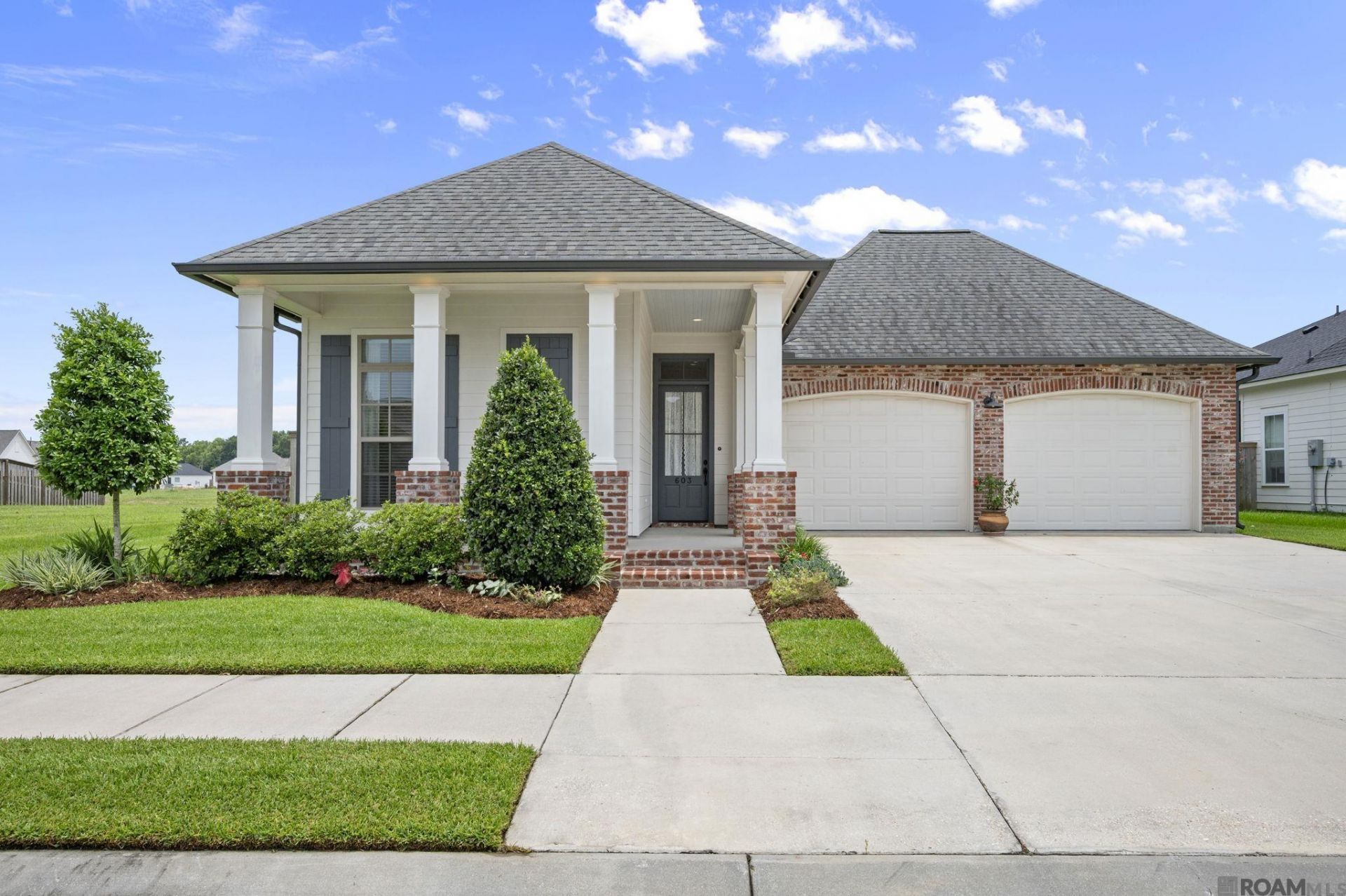 603 Glenthorne Dr, Gonzales, LA 70737 Main Photo