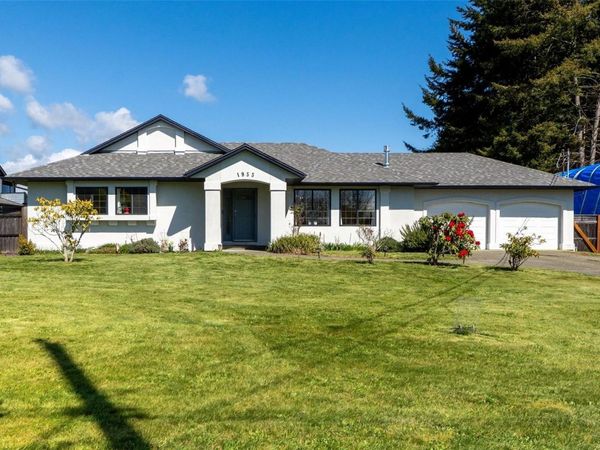 1955 Caldwell Rd, Sooke, BC V9Z 0P6