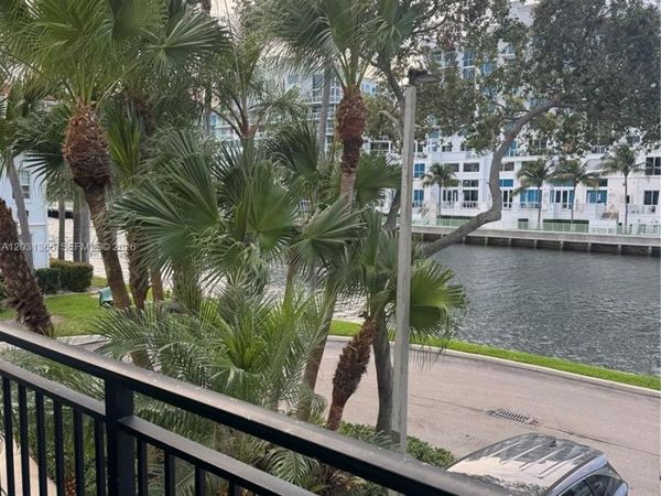 3215 NE 184th St , Unit 14203, Aventura, FL 33160