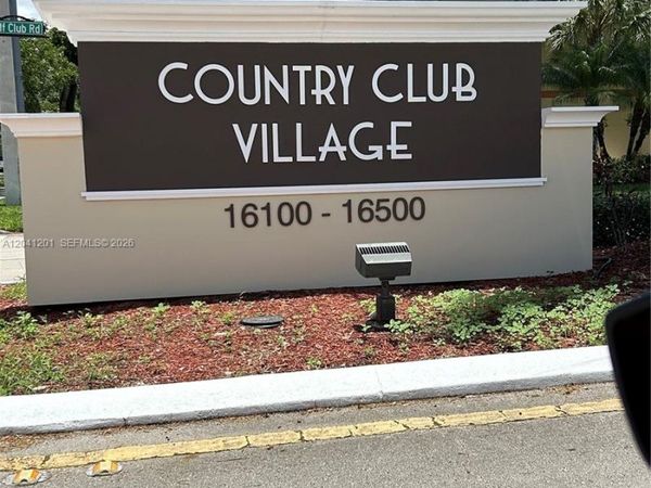 16325 Golf Club Rd , Unit 304, Weston, FL 33326