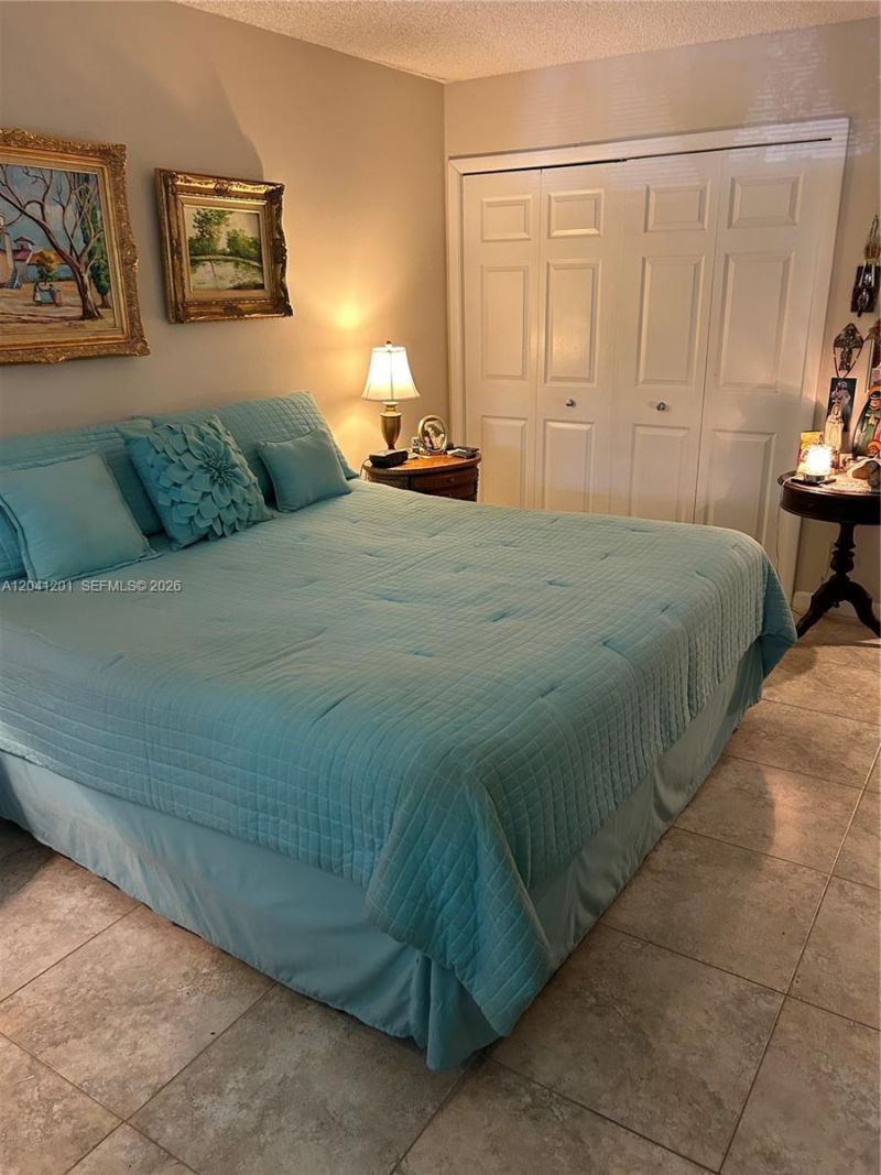 16325 Golf Club Rd , Unit 304, Weston, FL 33326 Photo