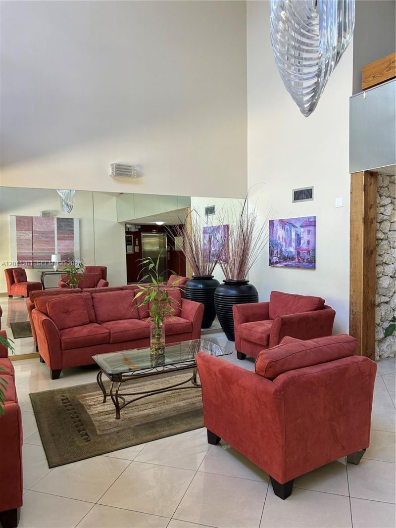 16325 Golf Club Rd , Unit 304, Weston, FL 33326 Photo