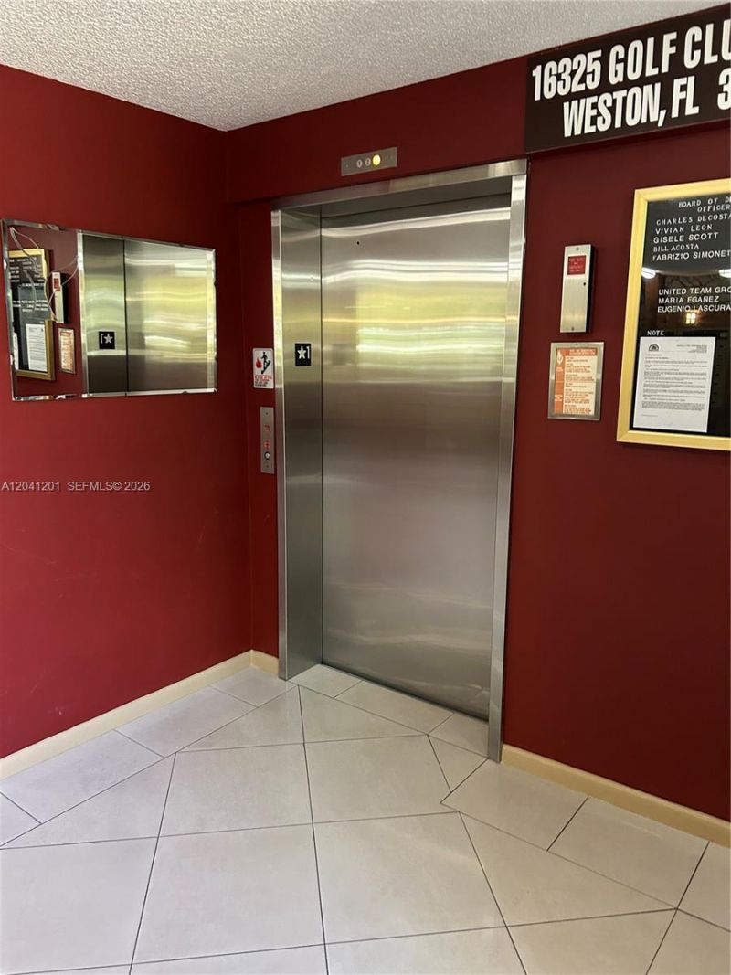 16325 Golf Club Rd , Unit 304, Weston, FL 33326 Photo