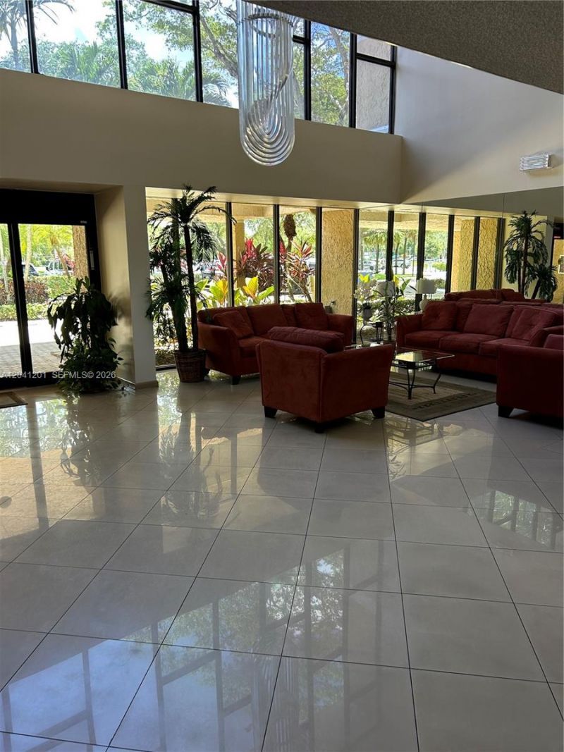 16325 Golf Club Rd , Unit 304, Weston, FL 33326 Photo