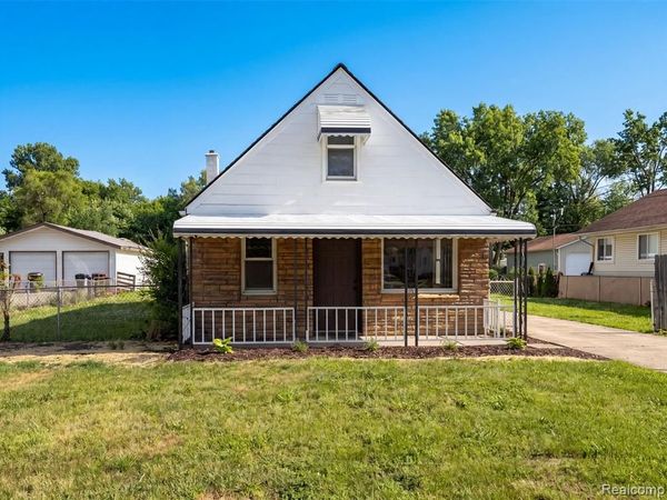 5456 Northlawn Drive, Sterling Heights, MI 48310