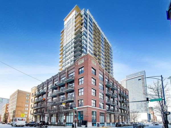 210 S DES PLAINES Street, Unit 907, Chicago, IL 60661