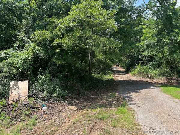 4 Border Street , Eufaula, OK 74432