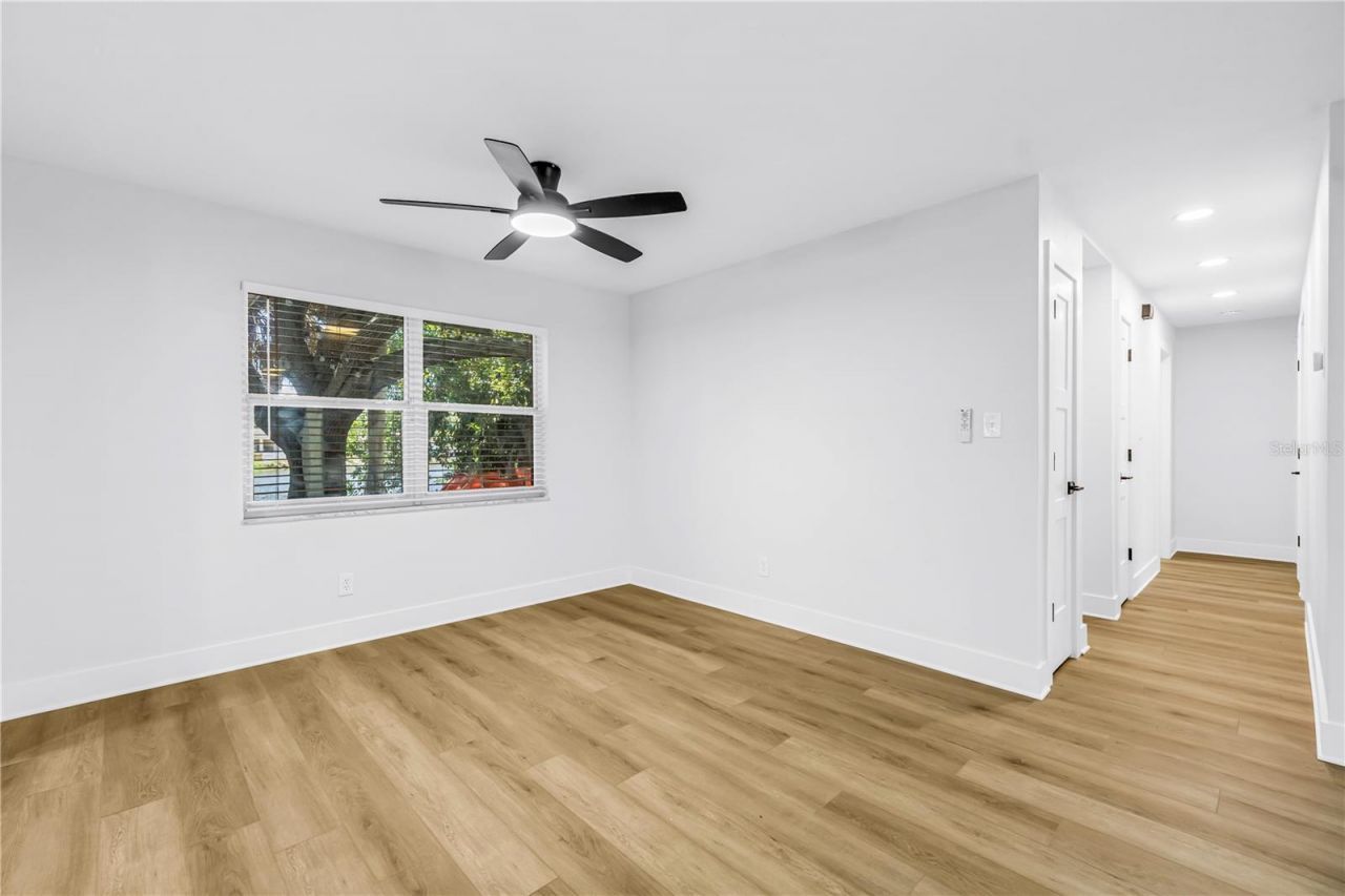 5846 12th Street S, Saint Petersburg, FL 33705 Photo
