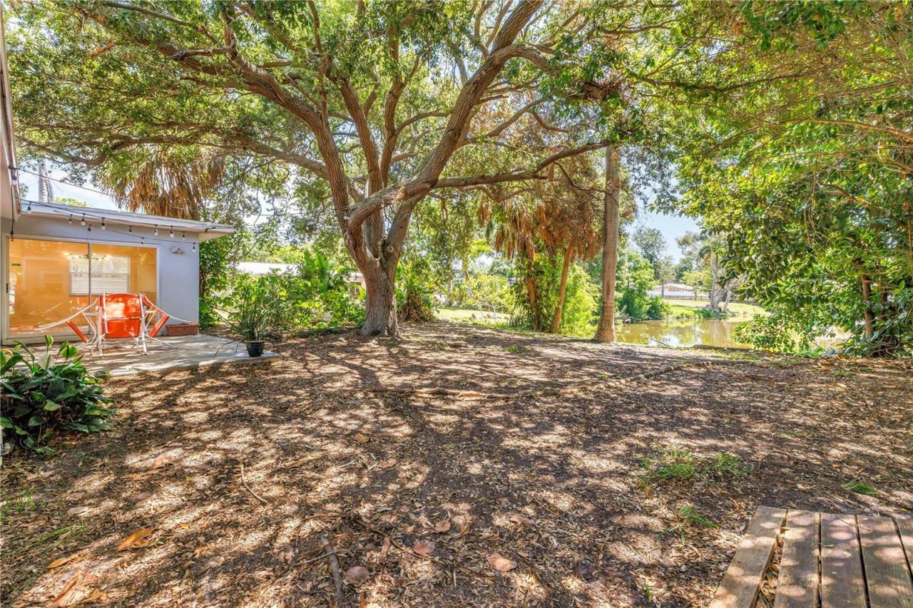 5846 12th Street S, Saint Petersburg, FL 33705 Photo