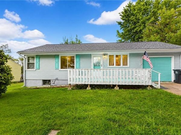 16607 E 2nd N Street, Independence, MO 64056