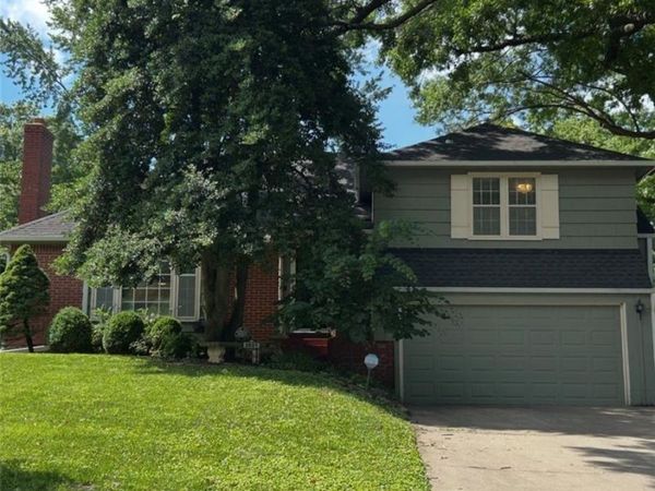2821 W 73rd Street, Prairie Village, KS 66208
