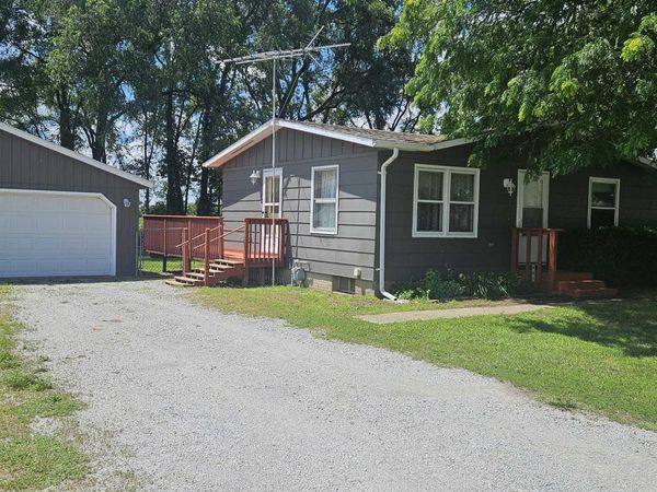 401 Saunders Avenue, Evansdale, IA 50707