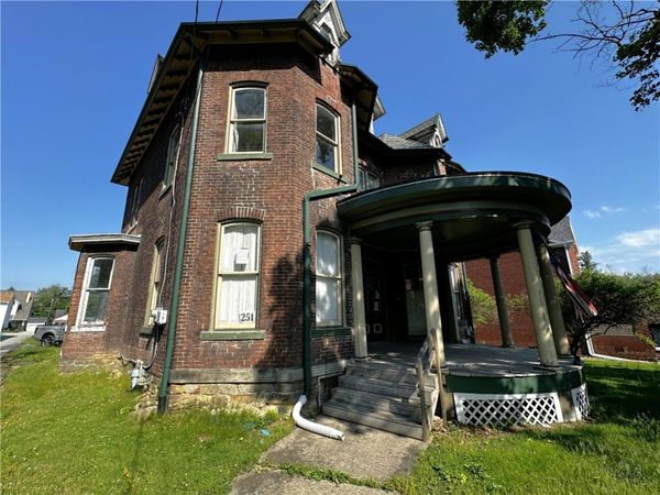 251 N Walnut Street , Blairsville, PA 15717