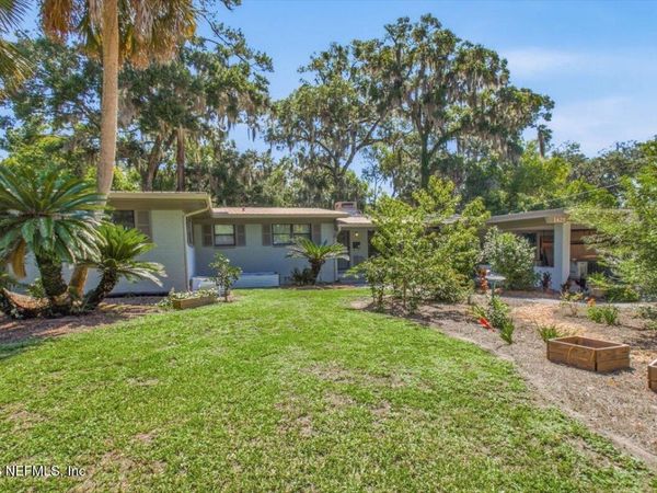 1425 OAK HAVEN Road, Jacksonville, FL 32207