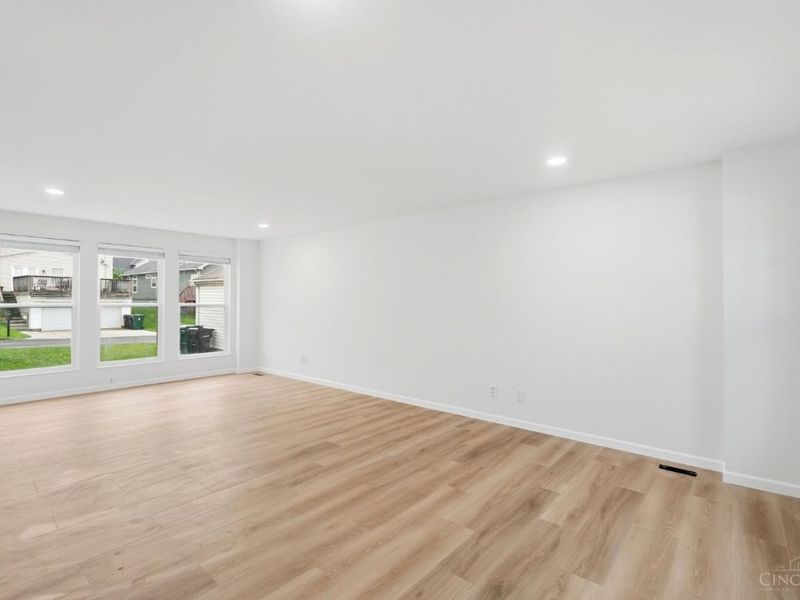 5948 Morning Dew Court, Cincinnati, OH 45237 Photo 8