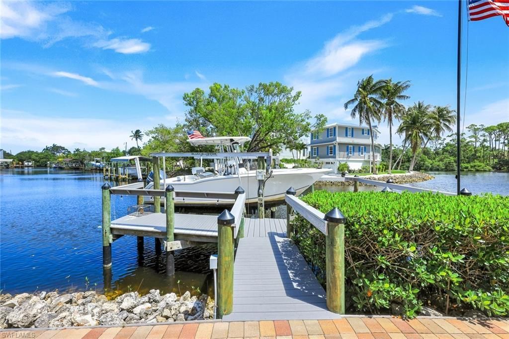 3858 Riviera Cir , Bonita Springs, FL 34134 Photo