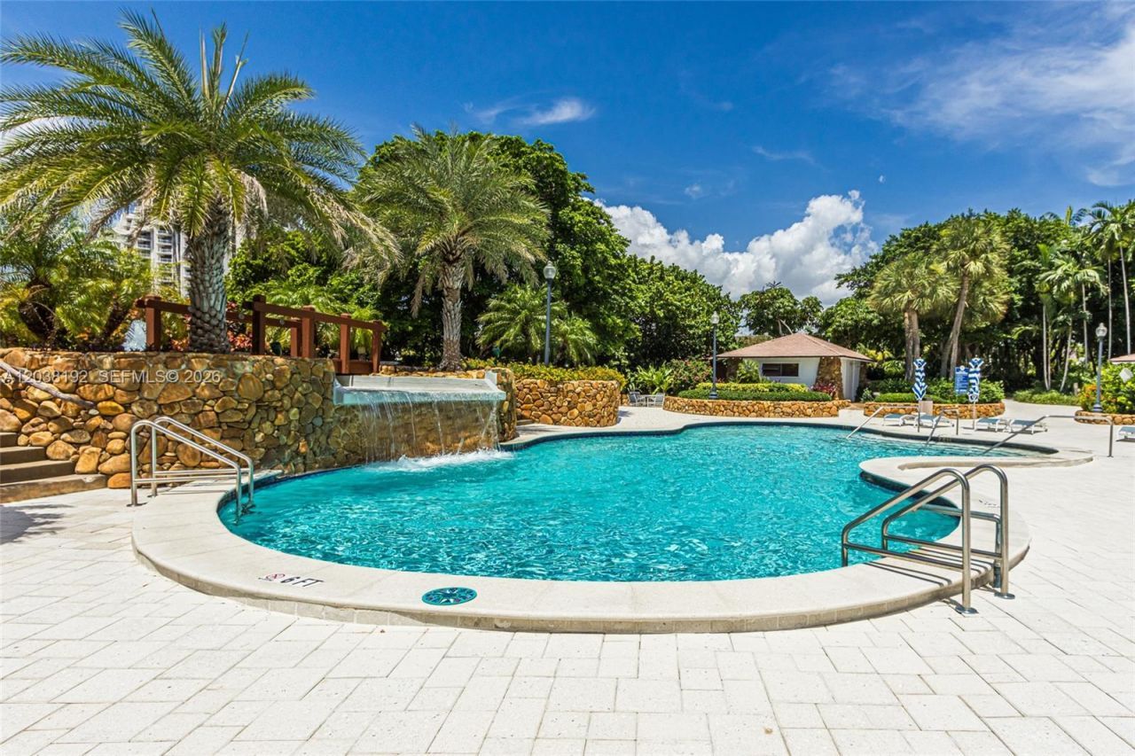 4000 Towerside Ter , Unit 1701, Miami, FL 33138 Photo