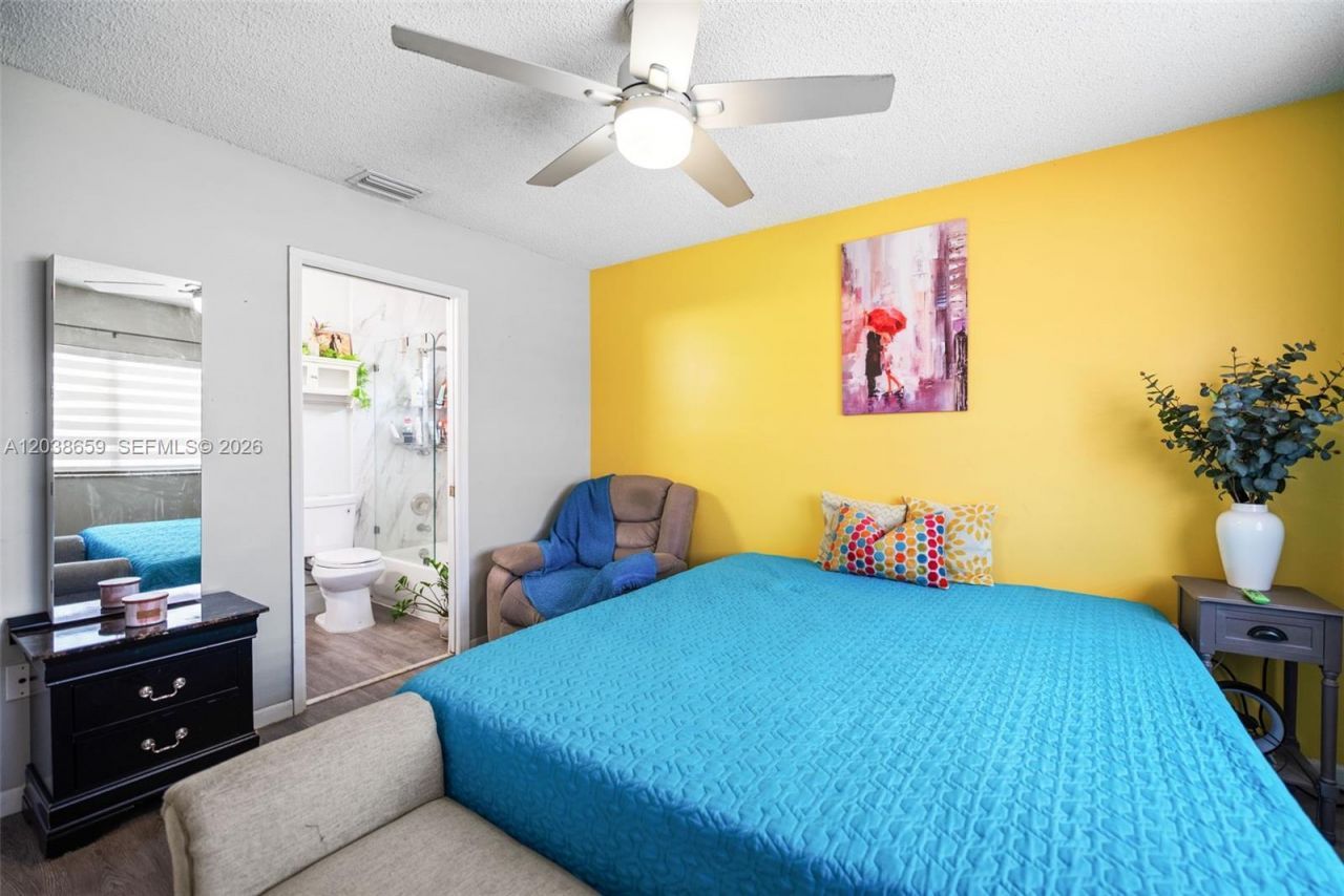 2770 W 60th Pl, Unit 202, Hialeah, FL 33016 Photo