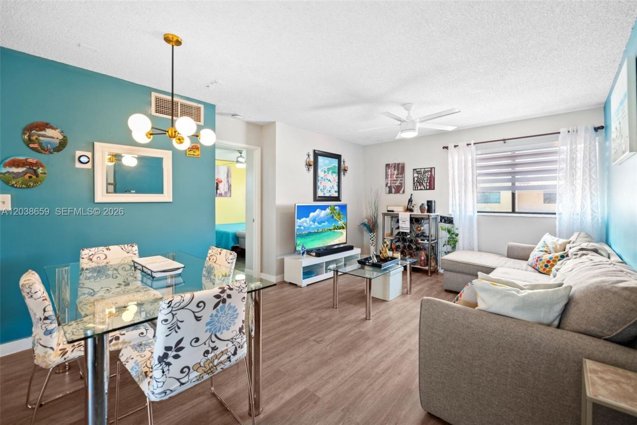 2770 W 60th Pl, Unit 202, Hialeah, FL 33016 Photo
