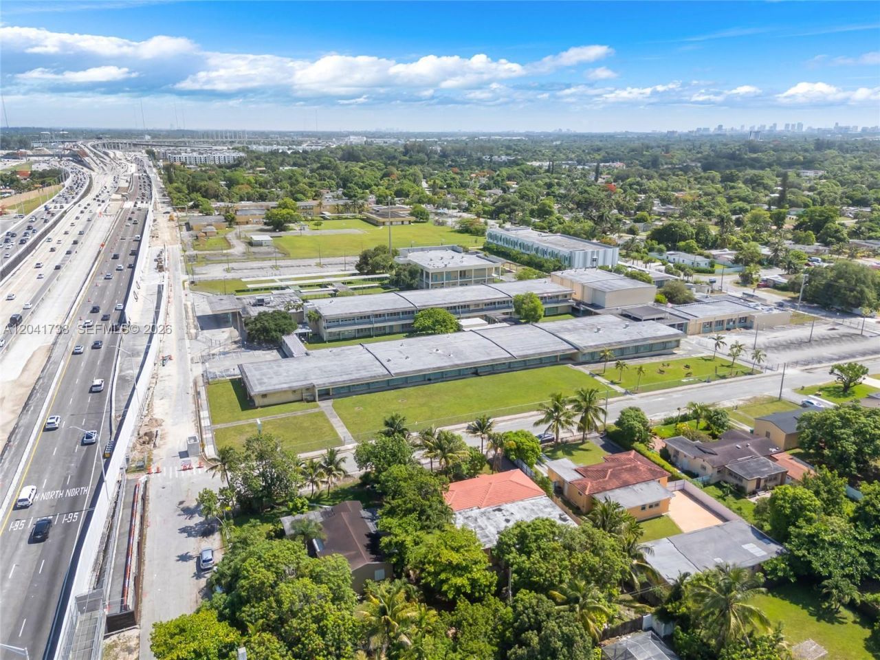 576 NW 147th St , Miami, FL 33168 Photo