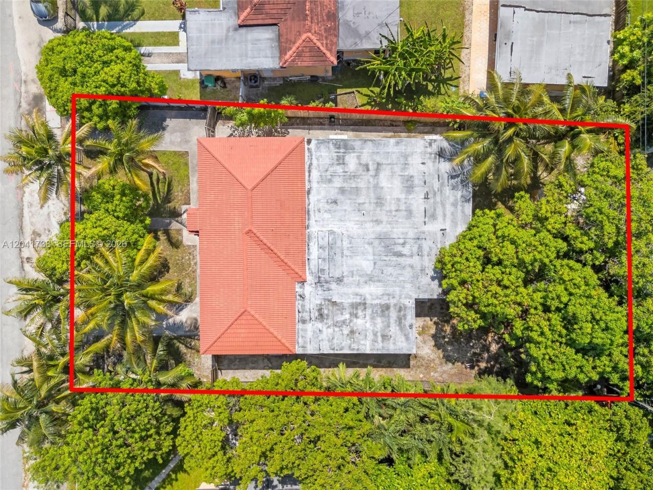 576 NW 147th St , Miami, FL 33168 Photo