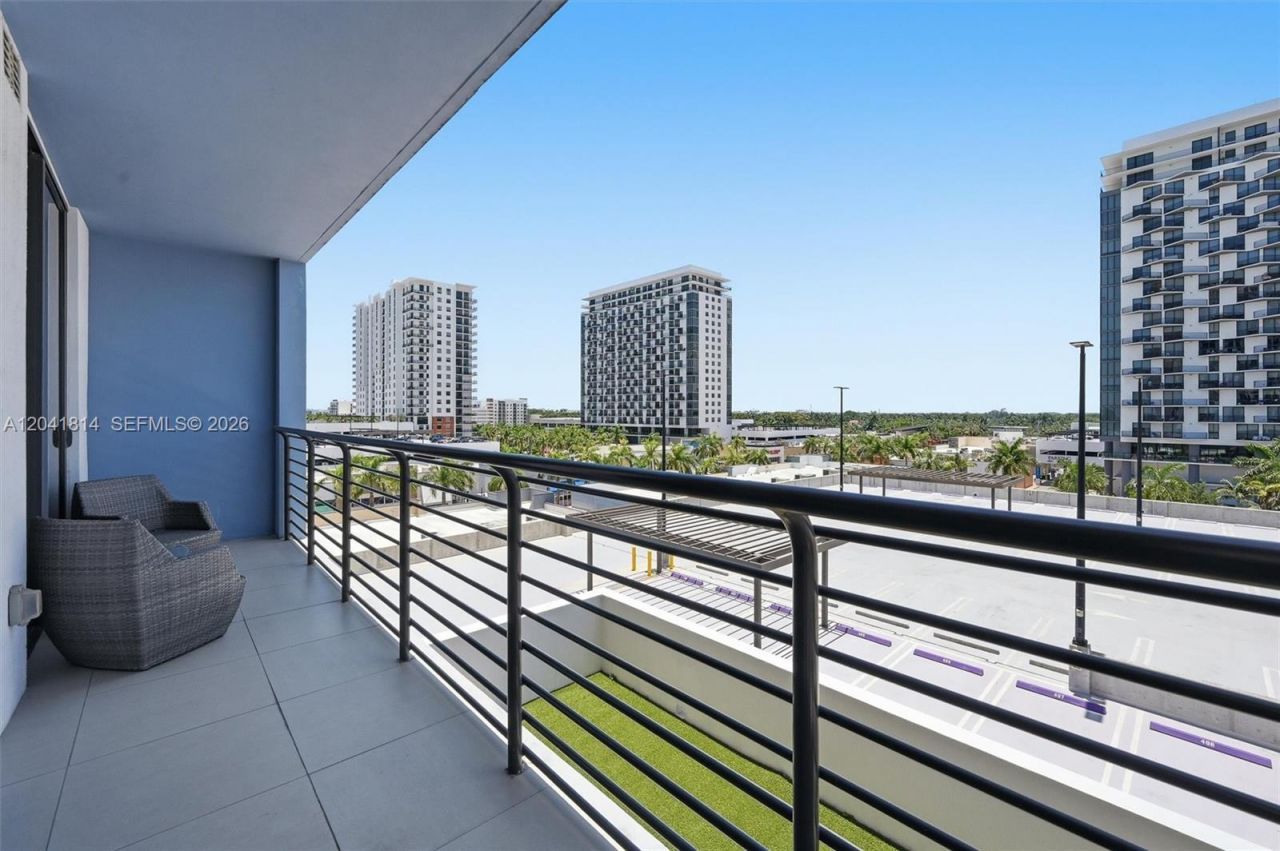 5350 NW 84th Ave , Unit 504, Doral, FL 33166 Photo