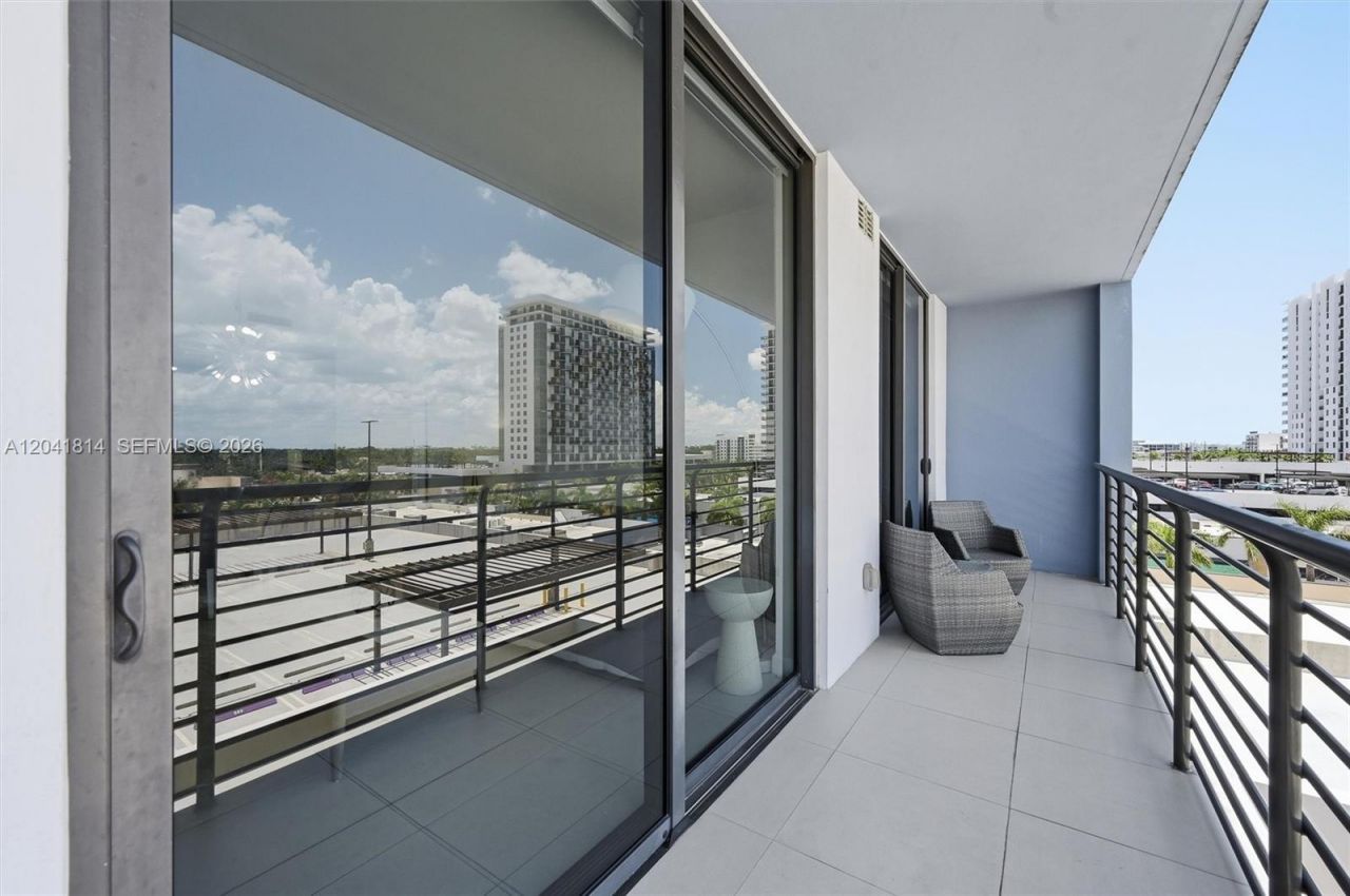 5350 NW 84th Ave , Unit 504, Doral, FL 33166 Photo
