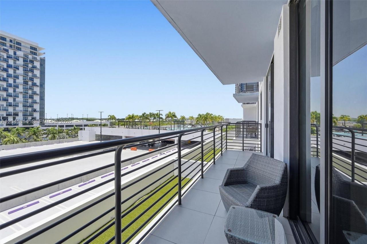 5350 NW 84th Ave , Unit 504, Doral, FL 33166 Photo