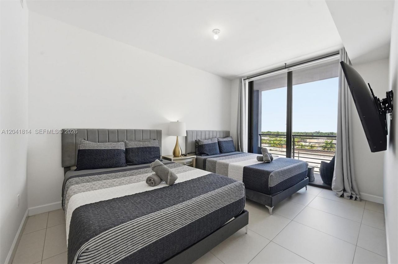 5350 NW 84th Ave , Unit 504, Doral, FL 33166 Photo