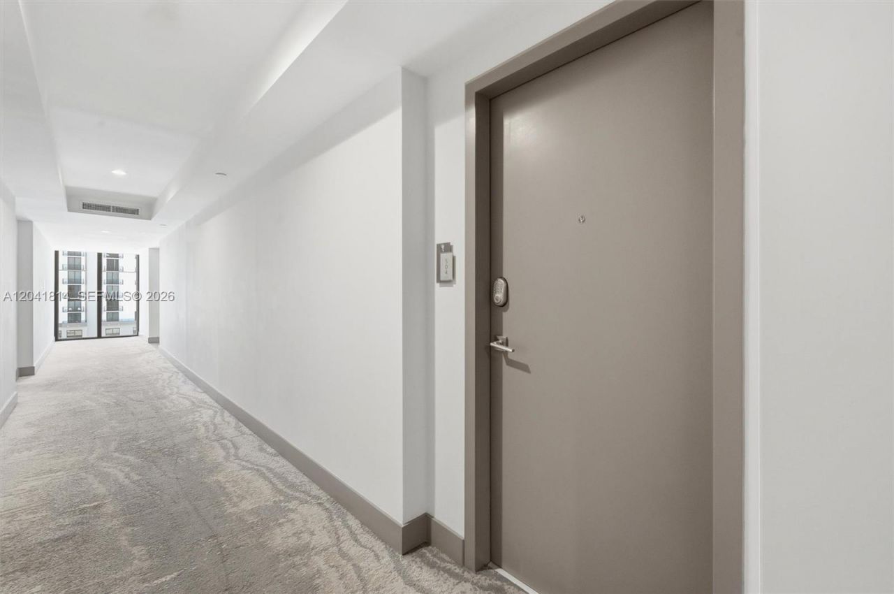 5350 NW 84th Ave , Unit 504, Doral, FL 33166 Photo