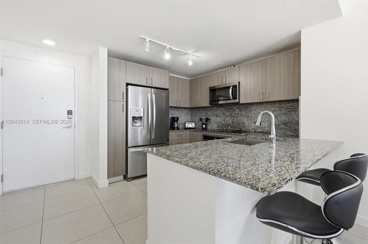 5350 NW 84th Ave , Unit 504, Doral, FL 33166 Photo