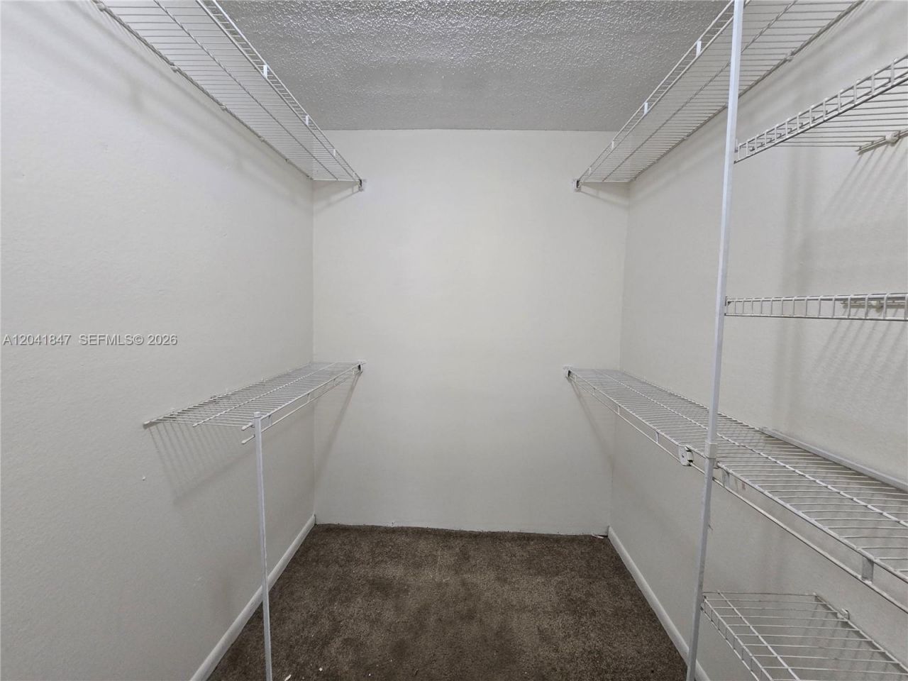3600 NW 21st St , Unit 103, Lauderdale Lakes, FL 33311 Photo