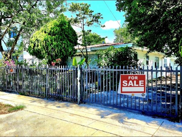 241 NW 32nd St, Miami, FL 33127