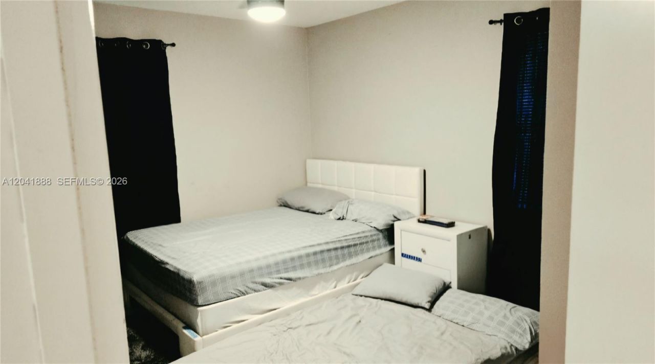 241 NW 32nd St, Miami, FL 33127 Photo
