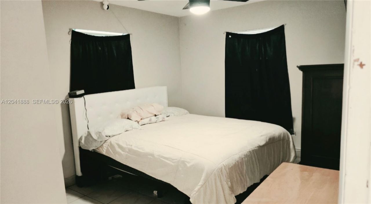 241 NW 32nd St, Miami, FL 33127 Photo