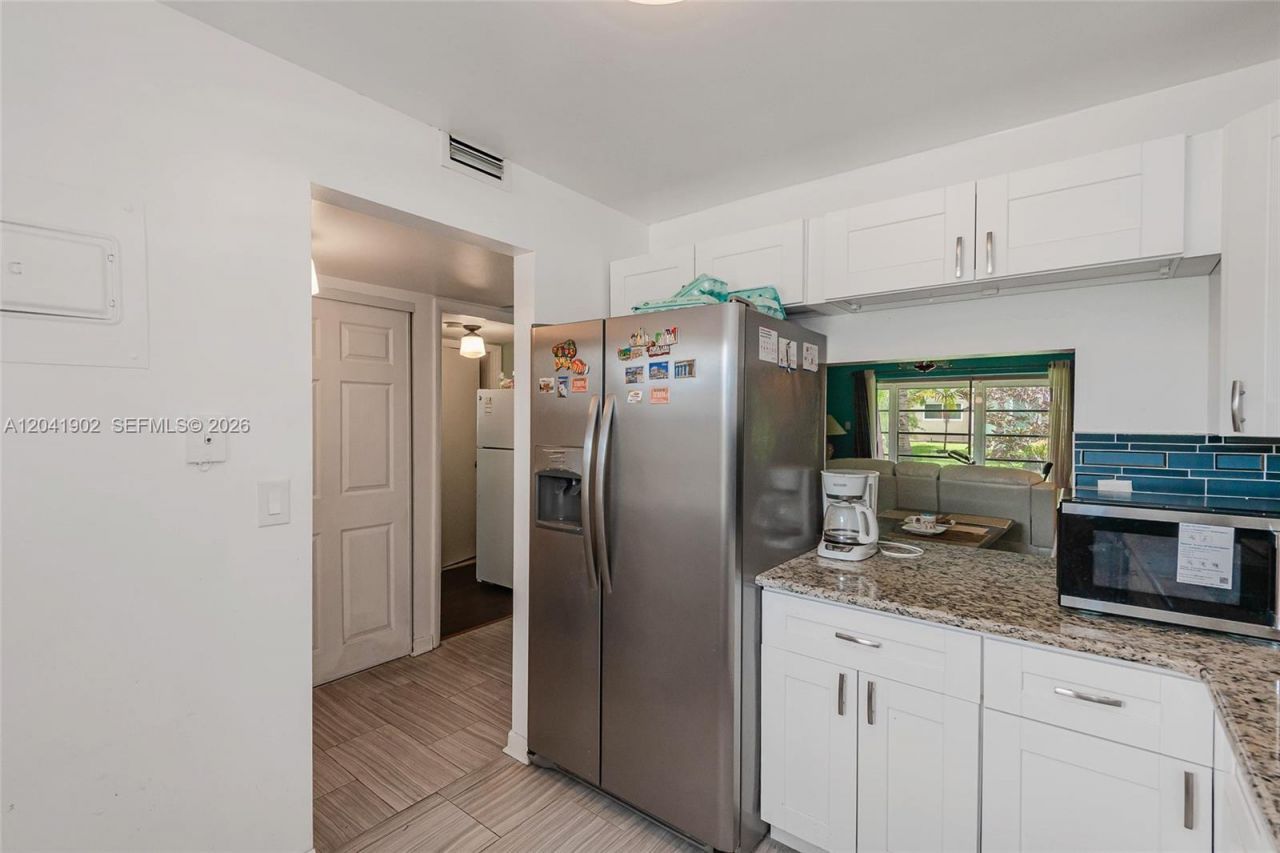 7200 NW 4th Pl , Unit 101, Margate, FL 33063 Photo