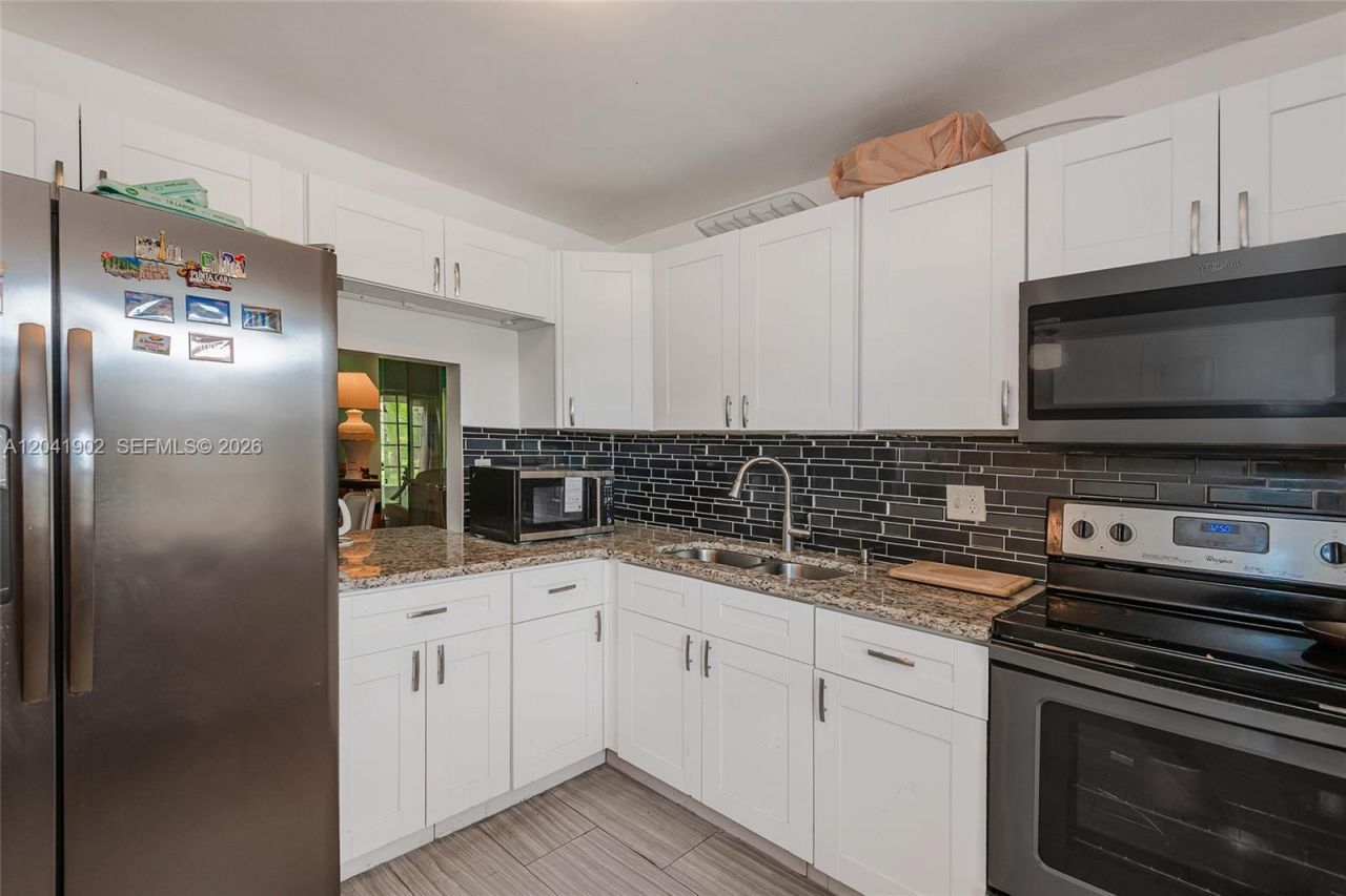 7200 NW 4th Pl , Unit 101, Margate, FL 33063 Photo