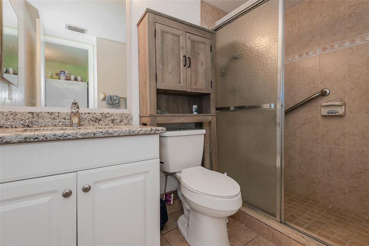 7200 NW 4th Pl , Unit 101, Margate, FL 33063 Photo