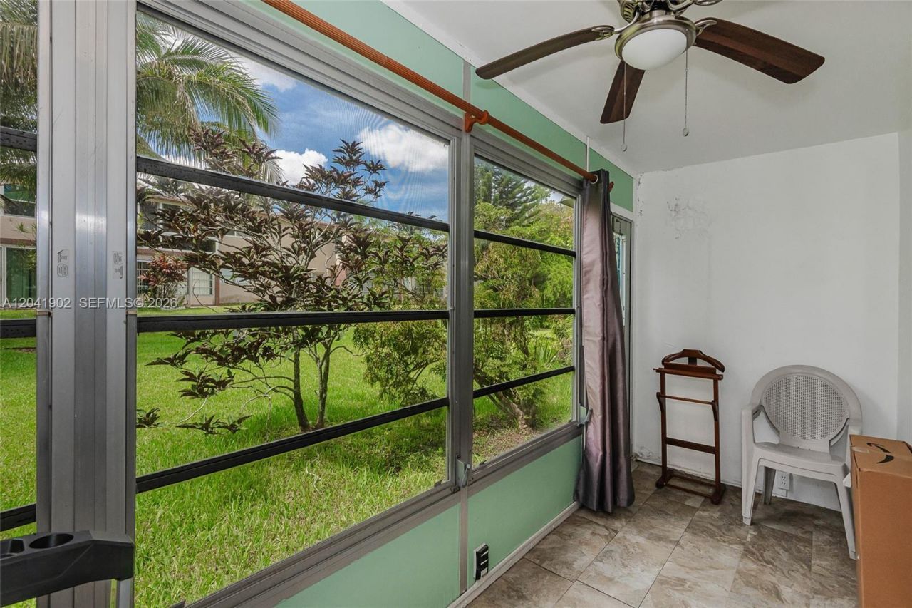 7200 NW 4th Pl , Unit 101, Margate, FL 33063 Photo