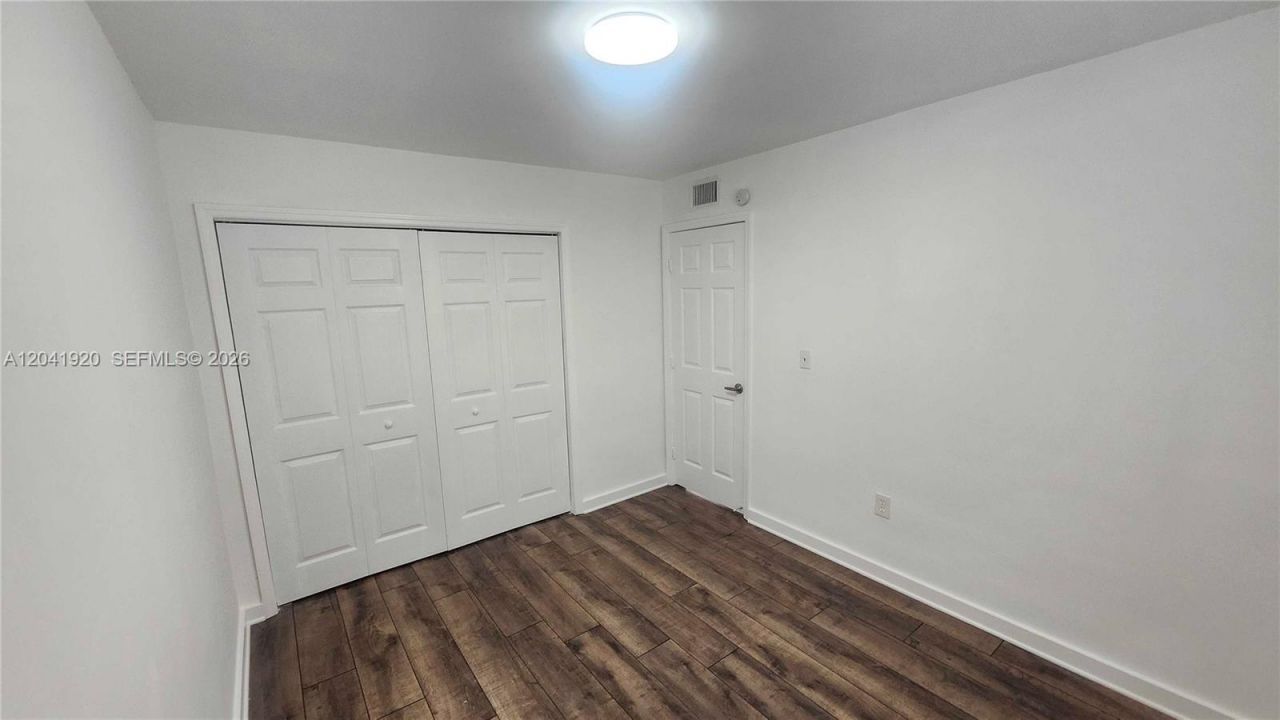 111 NW 152nd St , Unit 11, Miami, FL 33169 Photo