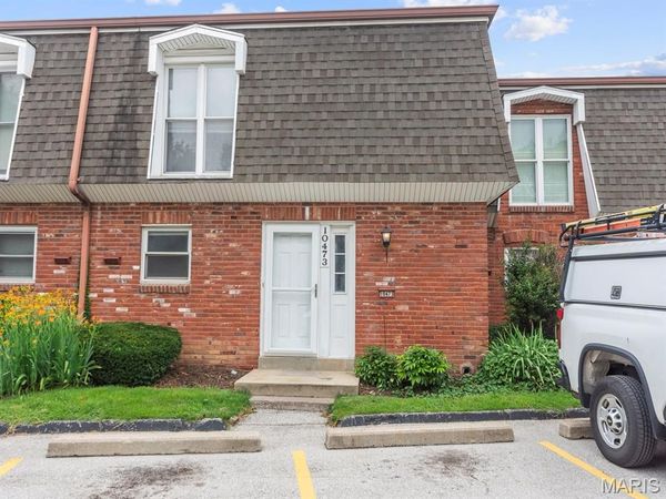 10473 Corbeil Drive, Creve Coeur, MO 63146