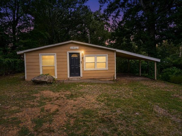 1718 Nichols Road , Little Rock, AR 72205